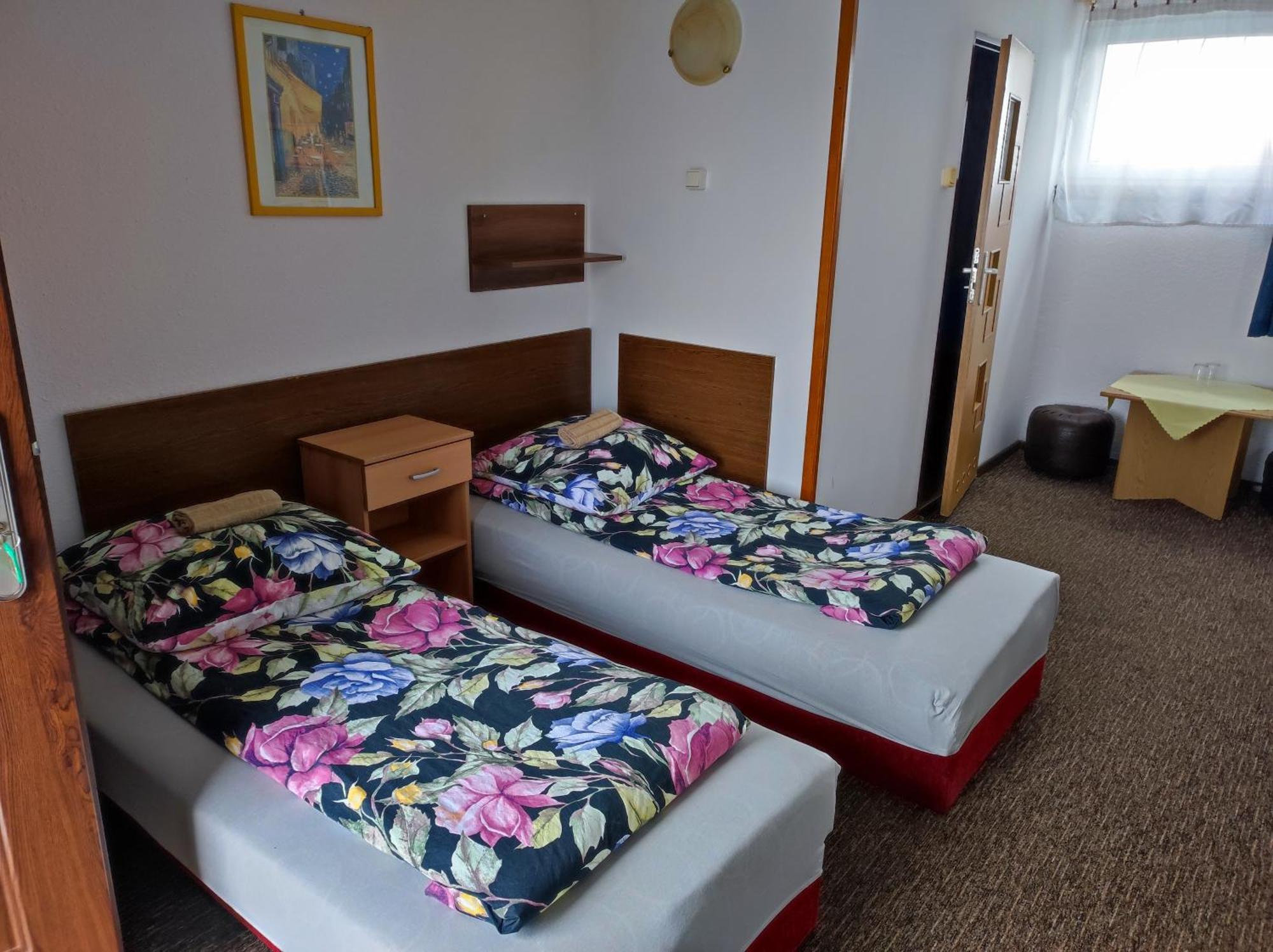 Motel Korona Zamość Buitenkant foto