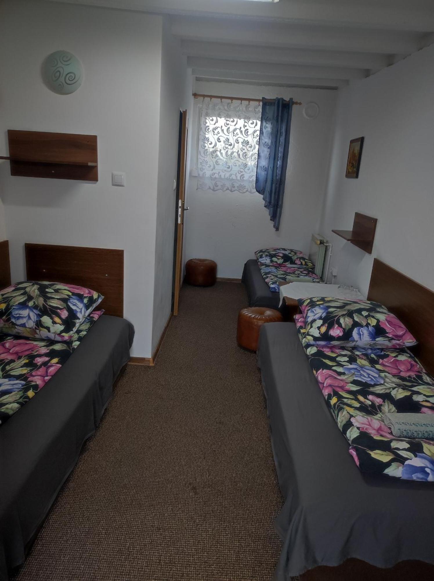 Motel Korona Zamość Buitenkant foto